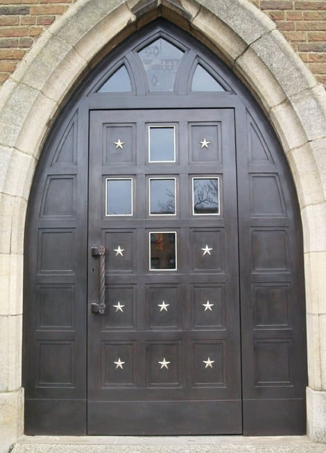 Restoration of bronze doors at Guildford Cathedral